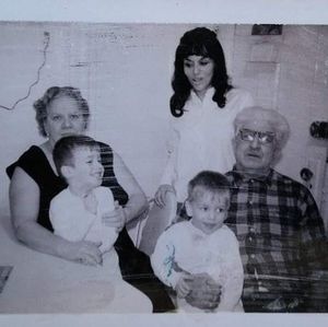 Meet your Posher, Louis